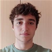 Estudiante de matemáticas que quiere dar clases a alumnos desde primaria hasta bachillerato.